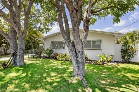 1706 Plover Avenue Fort Pierce FL 34949