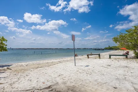 1706 Plover Avenue Fort Pierce FL 34949