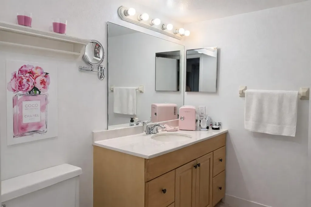 769 SE 1st Way Deerfield Beach FL 33441
