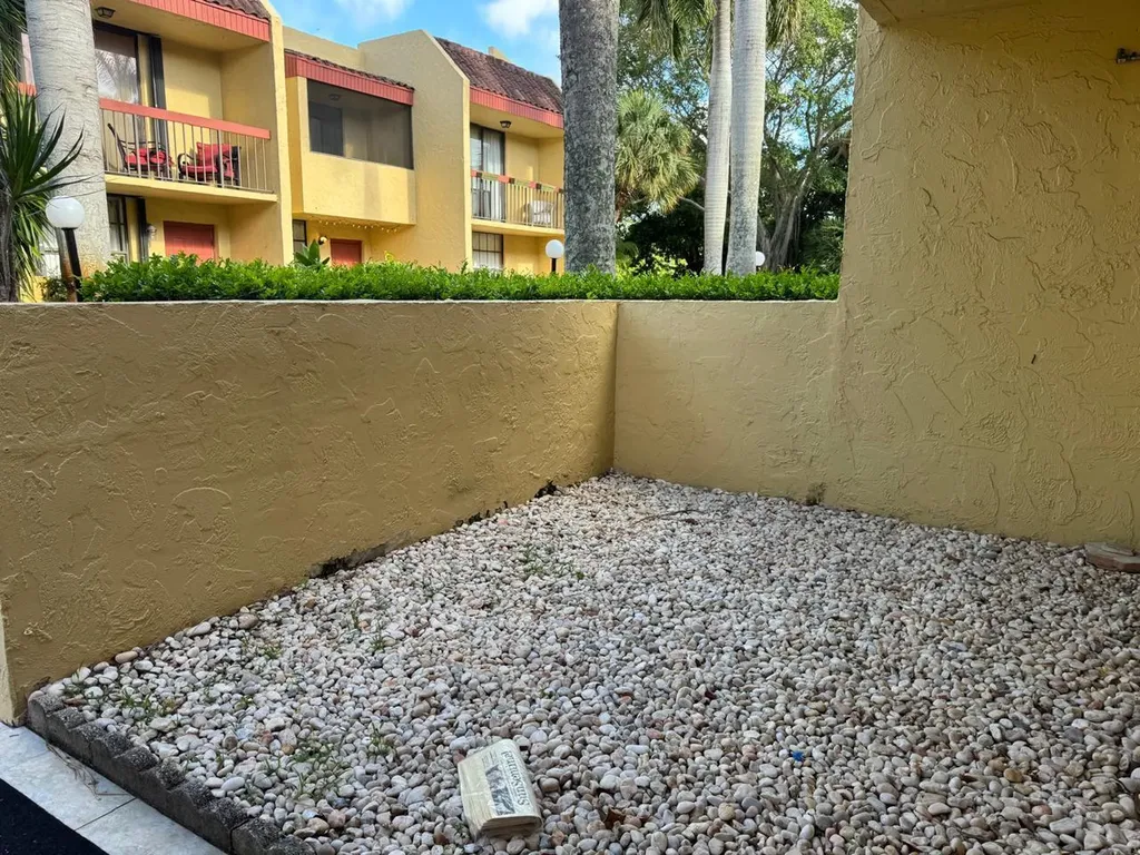 769 SE 1st Way Deerfield Beach FL 33441