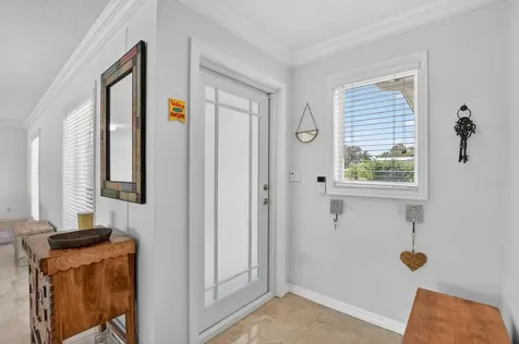 424 SW 7th Way Boca Raton FL 33486