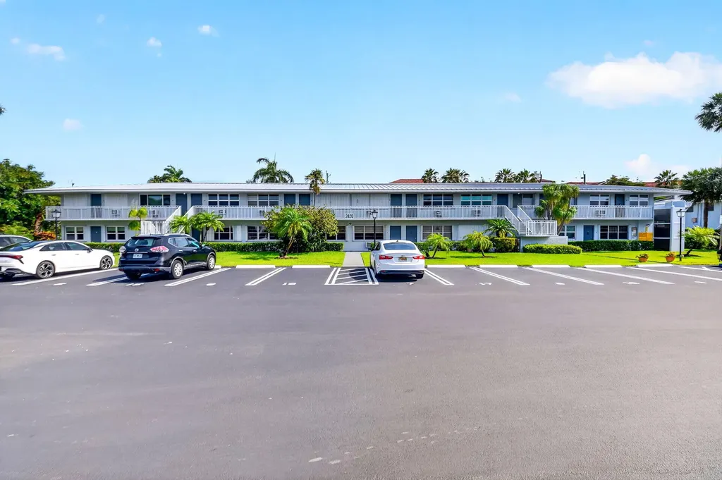 2420 S Federal Highway Boynton Beach FL 33435