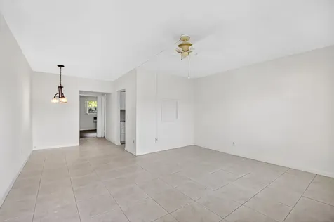 2420 S Federal Highway Boynton Beach FL 33435