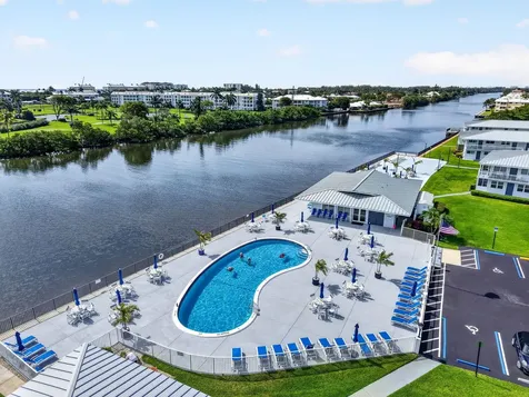 2420 S Federal Highway Boynton Beach FL 33435