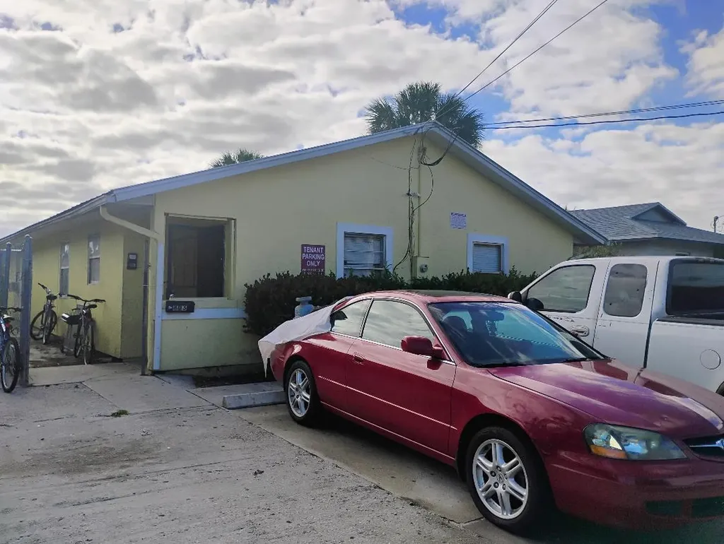 803 SE Tarpon Avenue SE Stuart FL 34994