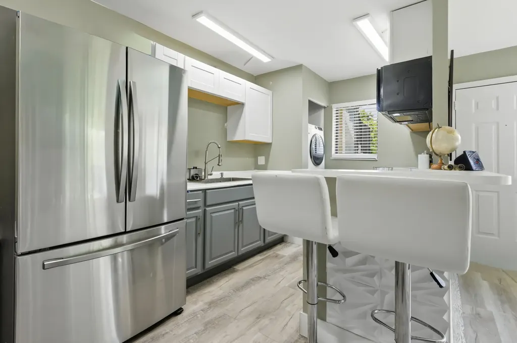 545 Trace Circle Deerfield Beach FL 33441