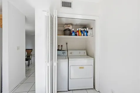 67 NE 20th Court Wilton Manors FL 33305