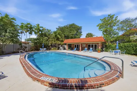 67 NE 20th Court Wilton Manors FL 33305