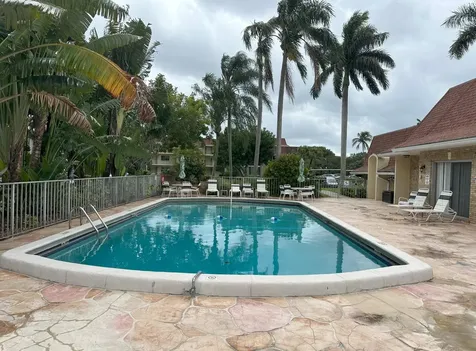 5520 Tamberlane Circle Palm Beach Gardens FL 33418