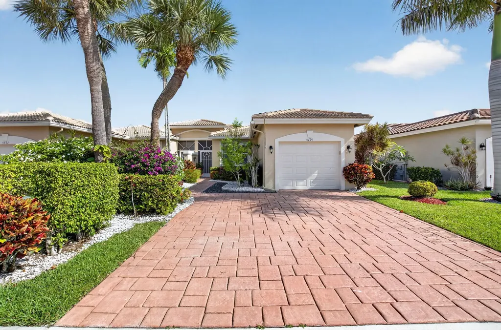 5791 Island Reach Lane Boynton Beach FL 33437