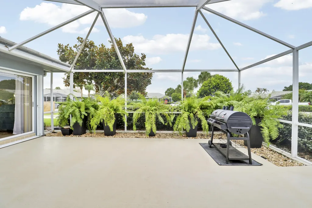 1228 NW Sun Terrace Port St Lucie FL 34986