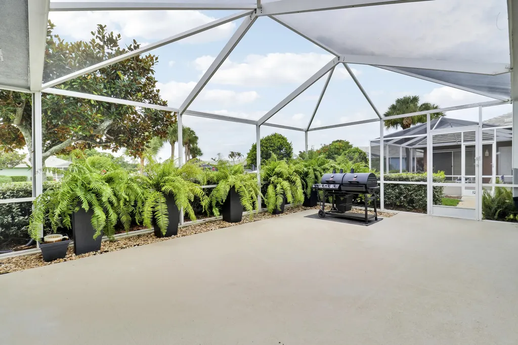 1228 NW Sun Terrace Port St Lucie FL 34986