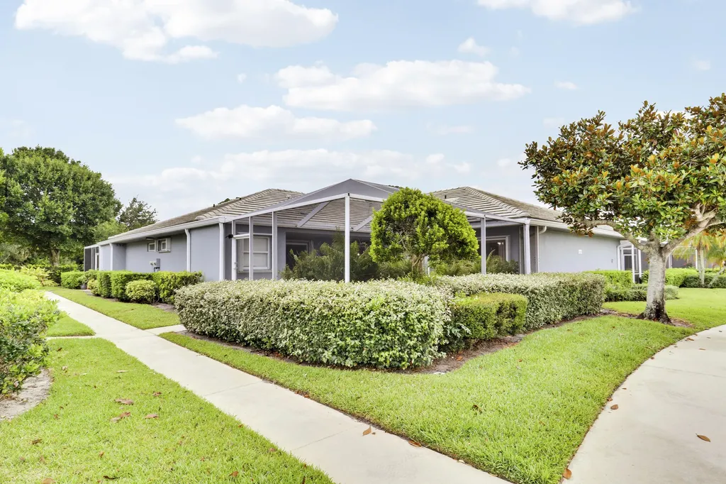 1228 NW Sun Terrace Port St Lucie FL 34986