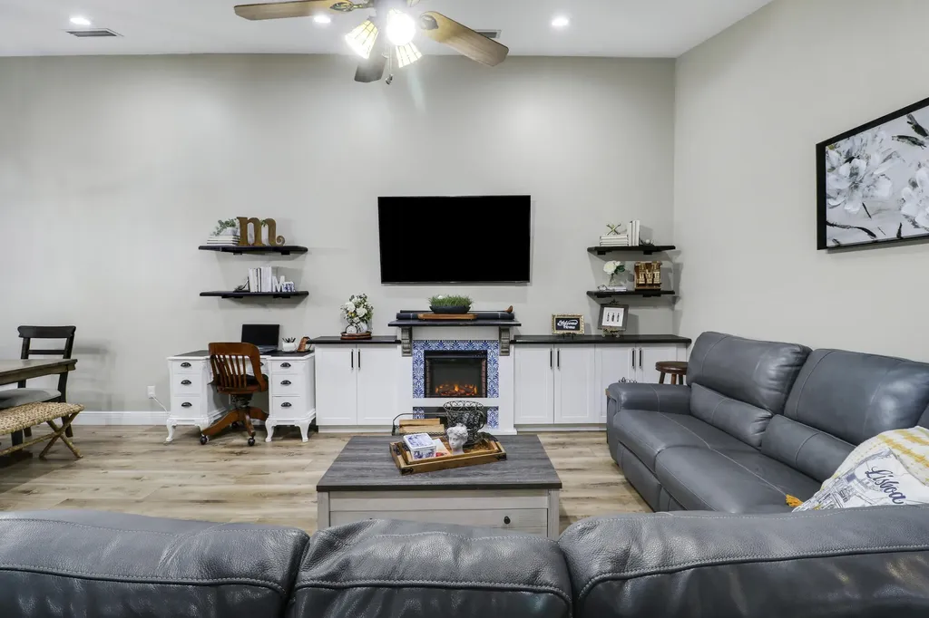 1228 NW Sun Terrace Port St Lucie FL 34986