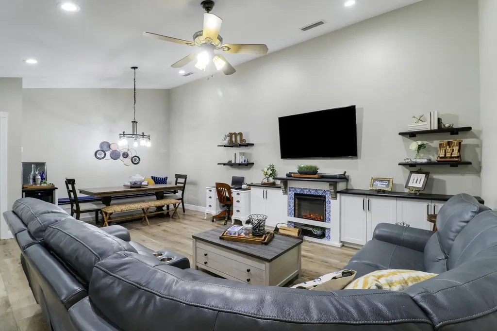 1228 NW Sun Terrace Port St Lucie FL 34986