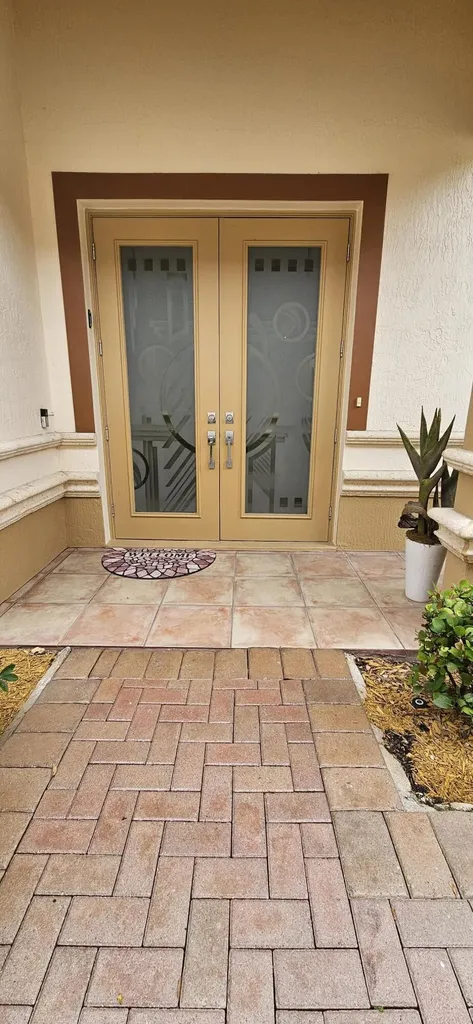 16117 Emerald Estates Drive Weston FL 33331