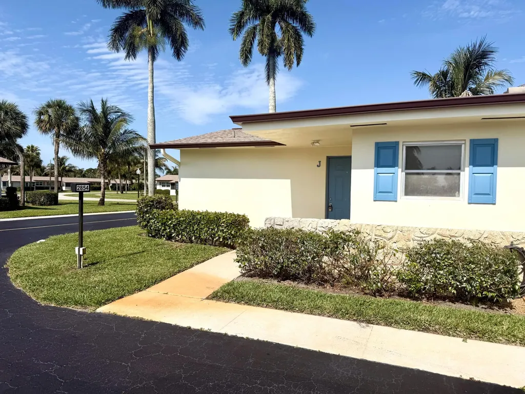 2854 E Crosley Drive Drive E West Palm Beach FL 33415