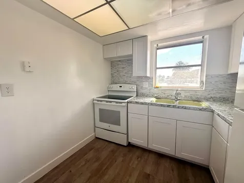 2854 E Crosley Drive Drive E West Palm Beach FL 33415