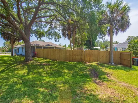 405 12th Avenue Vero Beach FL 32962