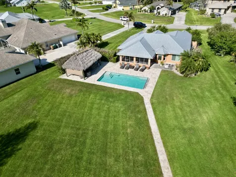 2225 SE 9th Avenue Okeechobee FL 34974