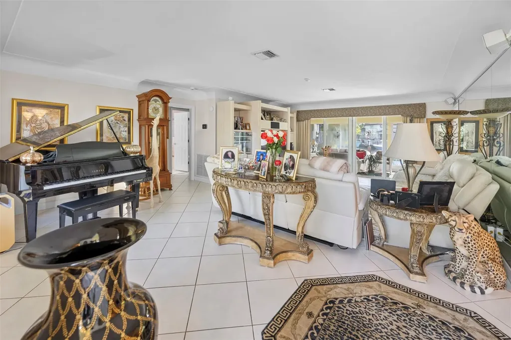 2800 NE 29th Street Fort Lauderdale FL 33306