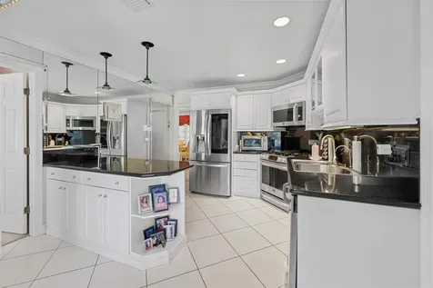 2800 NE 29th Street Fort Lauderdale FL 33306