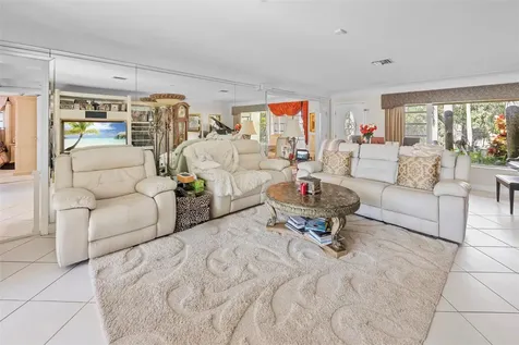 2800 NE 29th Street Fort Lauderdale FL 33306