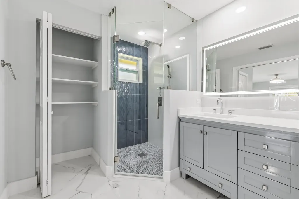 104 Oxford Court Royal Palm Beach FL 33411