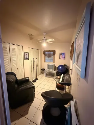 743 W 55th Place Hialeah FL 33012