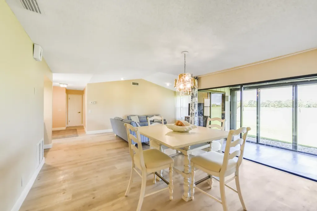 13355 Touchstone Place Palm Beach Gardens FL 33418