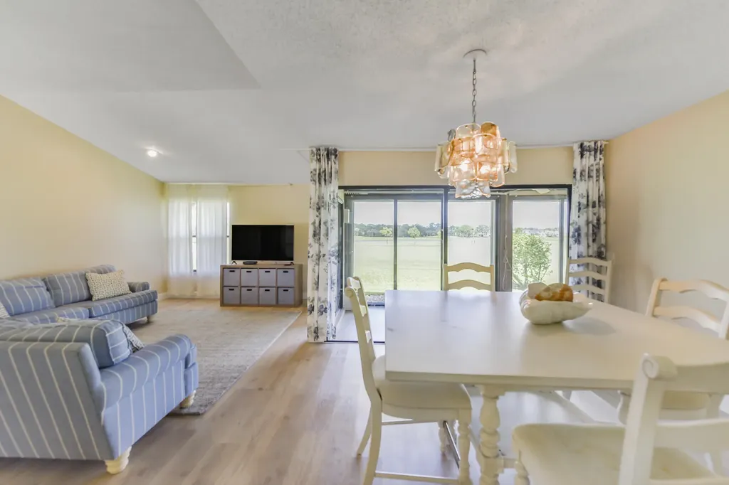 13355 Touchstone Place Palm Beach Gardens FL 33418