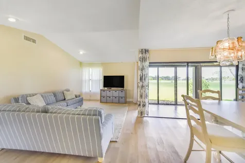 13355 Touchstone Place Palm Beach Gardens FL 33418