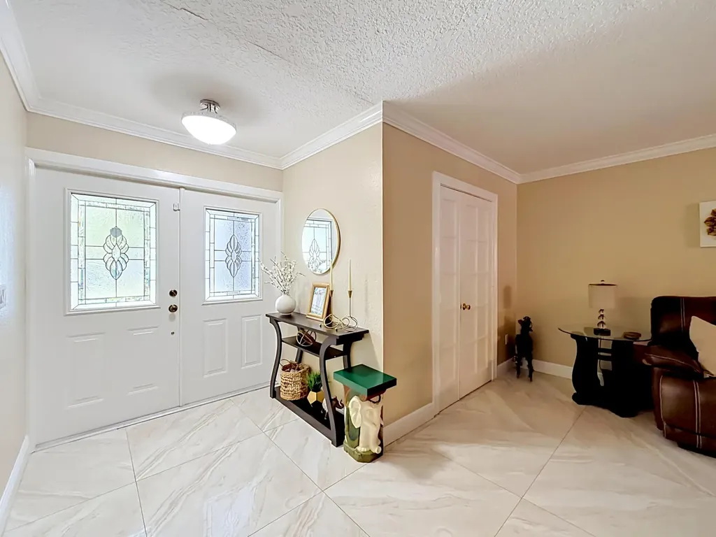 3119 Indian Trail Lake Worth FL 33462