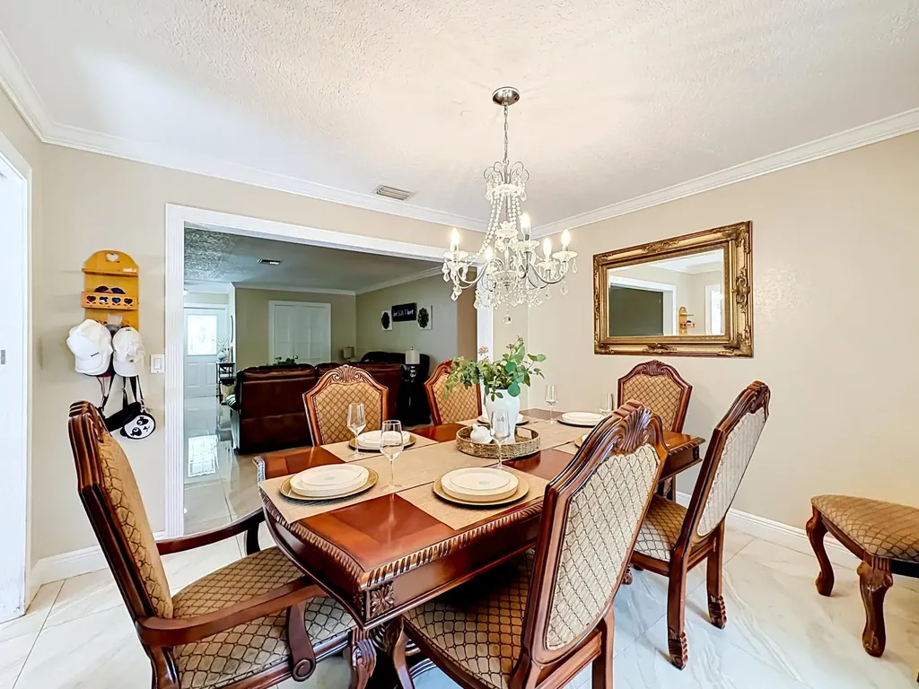 3119 Indian Trail Lake Worth FL 33462