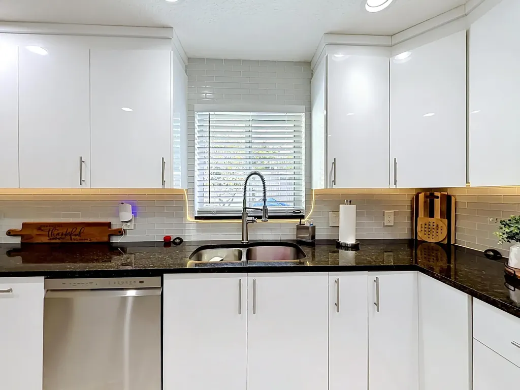 3119 Indian Trail Lake Worth FL 33462