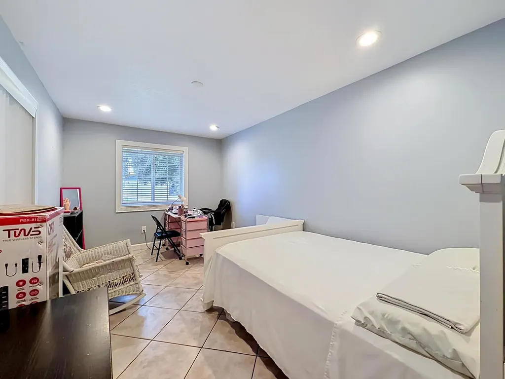 3119 Indian Trail Lake Worth FL 33462