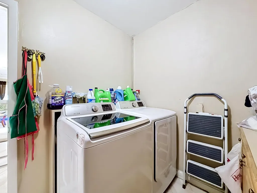 3119 Indian Trail Lake Worth FL 33462