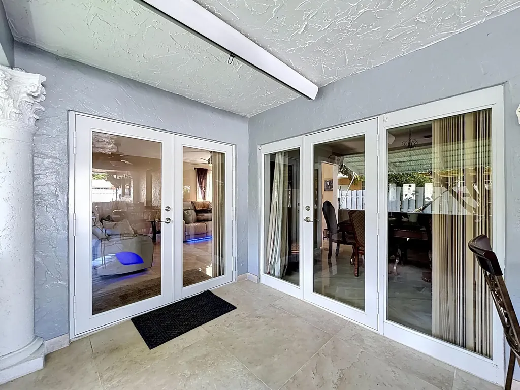 3119 Indian Trail Lake Worth FL 33462