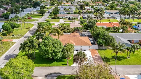 3119 Indian Trail Lake Worth FL 33462