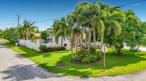 3119 Indian Trail Lake Worth FL 33462