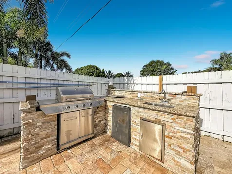 3119 Indian Trail Lake Worth FL 33462