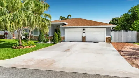 3119 Indian Trail Lake Worth FL 33462