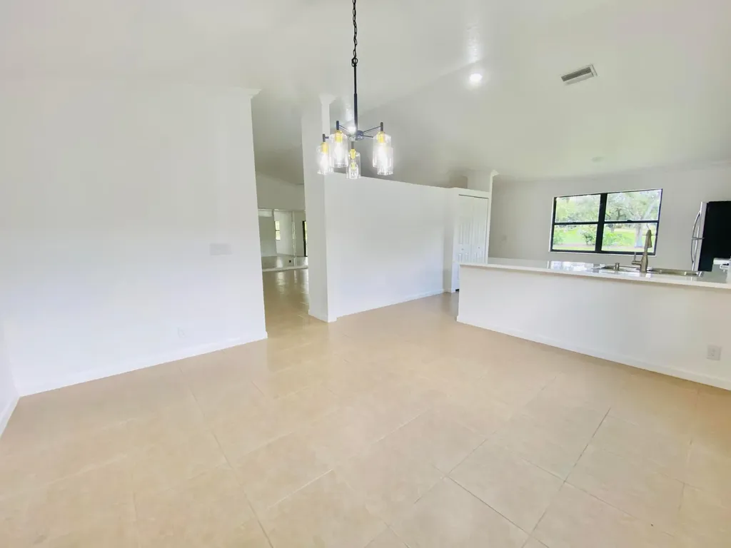 212 Trace Court Royal Palm Beach FL 33411