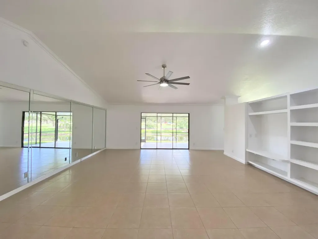 212 Trace Court Royal Palm Beach FL 33411