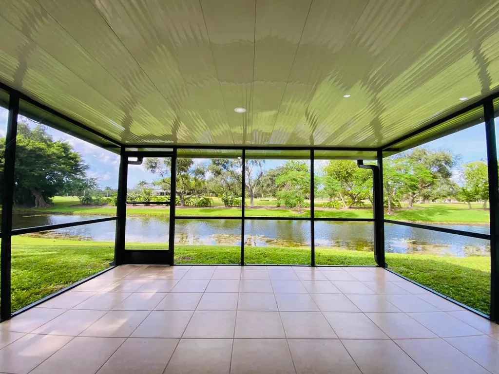 212 Trace Court Royal Palm Beach FL 33411