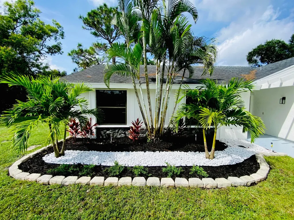 212 Trace Court Royal Palm Beach FL 33411
