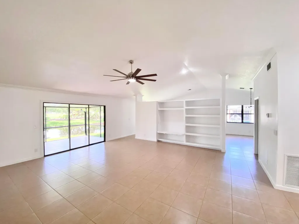 212 Trace Court Royal Palm Beach FL 33411