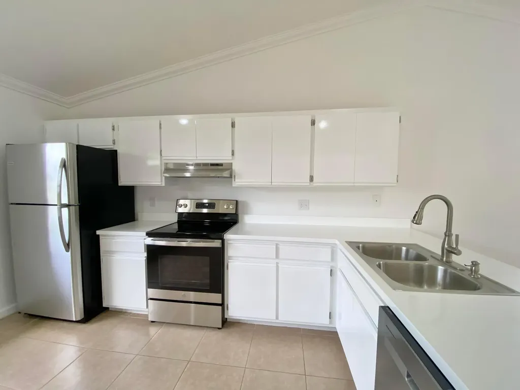 212 Trace Court Royal Palm Beach FL 33411