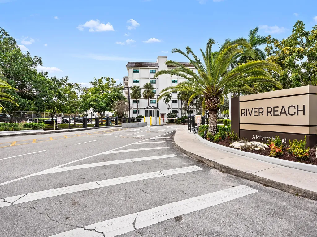 900 River Reach Drive Fort Lauderdale FL 33315