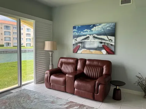 18 W Harbour Isle Drive W Fort Pierce FL 34949